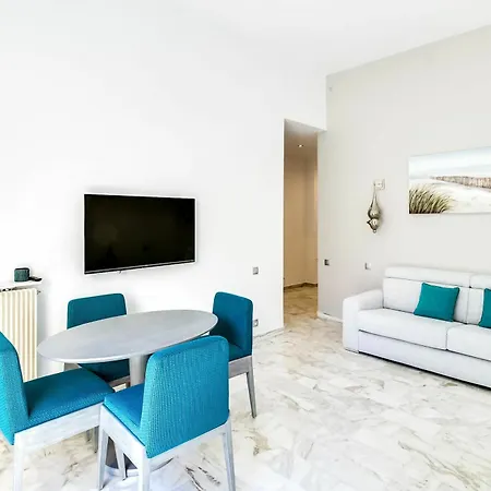Palais Mire Juan Studio